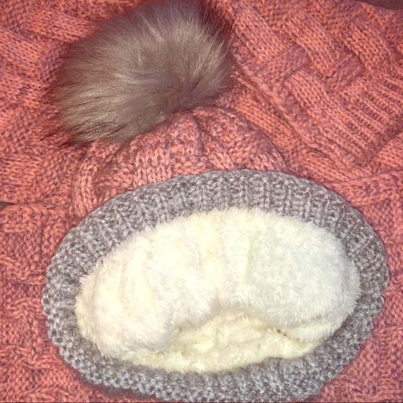 2-Pc Hat & Scarf Pink/Grey Fleece Lined NWT Cozy - Picture 3 of 7